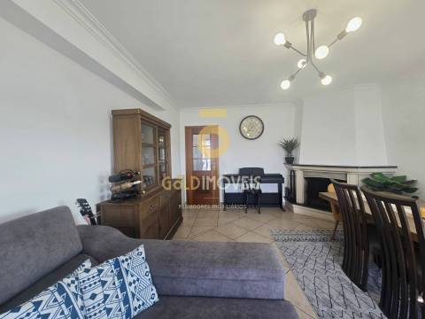 Apartamento T2 Venda em Marinha Grande,Marinha Grande