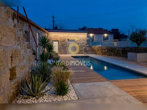 Moradia para Restaurar T4 Venda em Frazão Arreigada,Paços de Ferreira