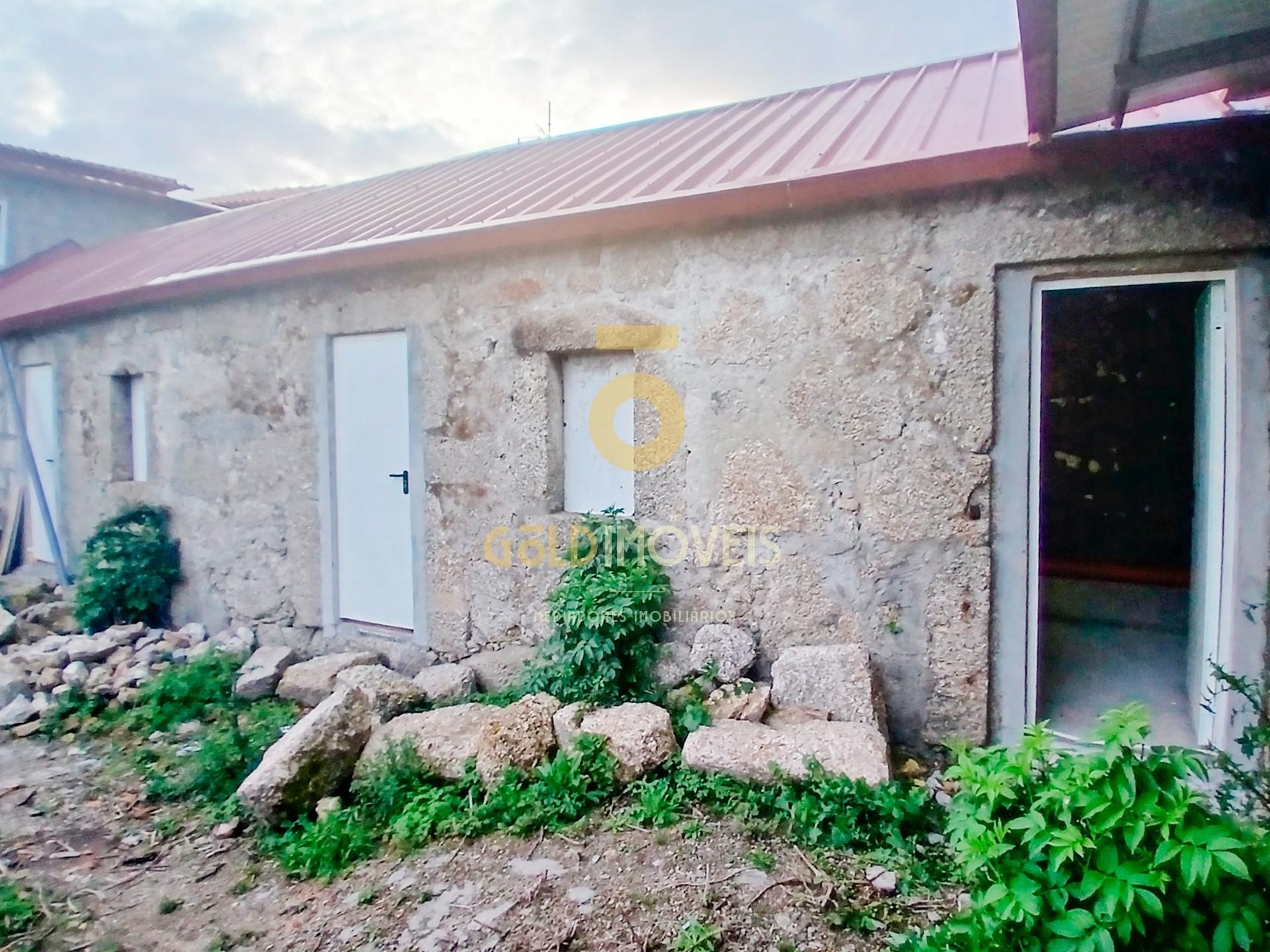 Moradia para Restaurar T4 Venda em Frazão Arreigada,Paços de Ferreira