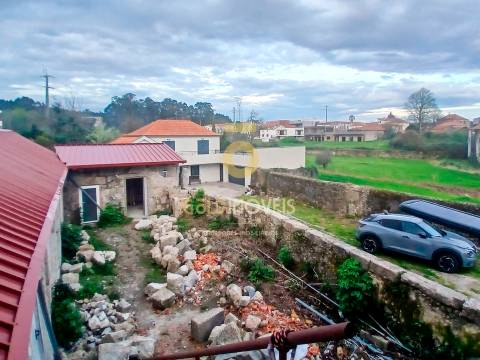 Moradia para Restaurar T4 Venda em Frazão Arreigada,Paços de Ferreira