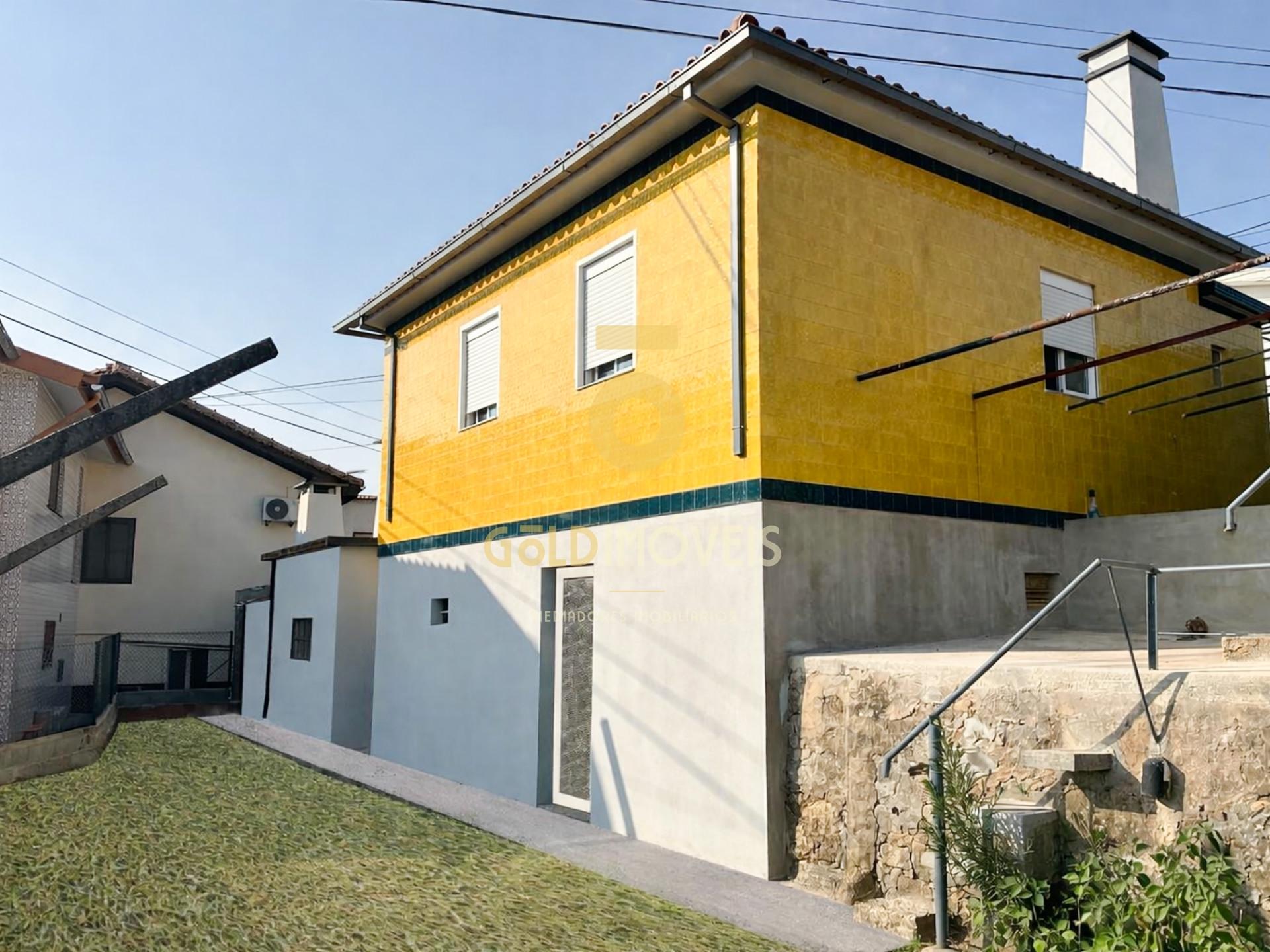 Moradia Isolada T3 Venda em Nogueira do Cravo e Pindelo,Oliveira de Azeméis