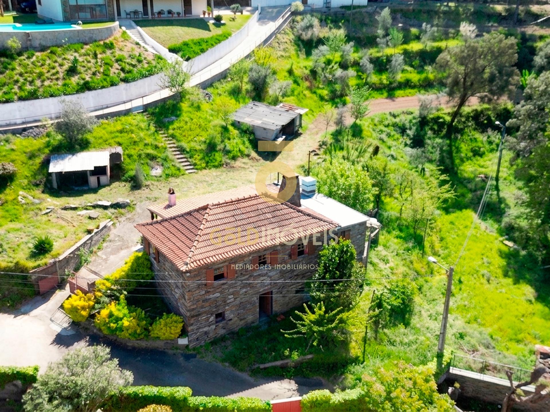 Moradia para Restaurar T2 Venda em Raiva, Pedorido e Paraíso,Castelo de Paiva