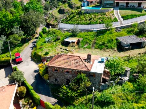 Moradia para Restaurar T2 Venda em Raiva, Pedorido e Paraíso,Castelo de Paiva