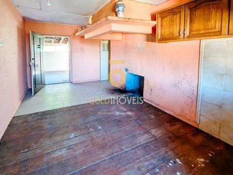 Moradia para Restaurar T2 Venda em Raiva, Pedorido e Paraíso,Castelo de Paiva