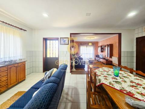 Moradia Isolada T3 Venda em Lourosa,Santa Maria da Feira