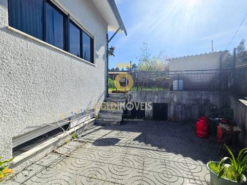 Moradia Isolada T3 Venda em Lourosa,Santa Maria da Feira