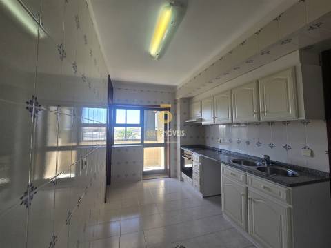 Apartamento T3 Venda em Santa Maria de Lamas,Santa Maria da Feira