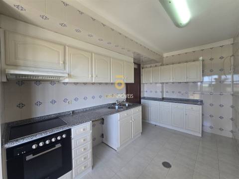 Apartamento T3 Venda em Santa Maria de Lamas,Santa Maria da Feira