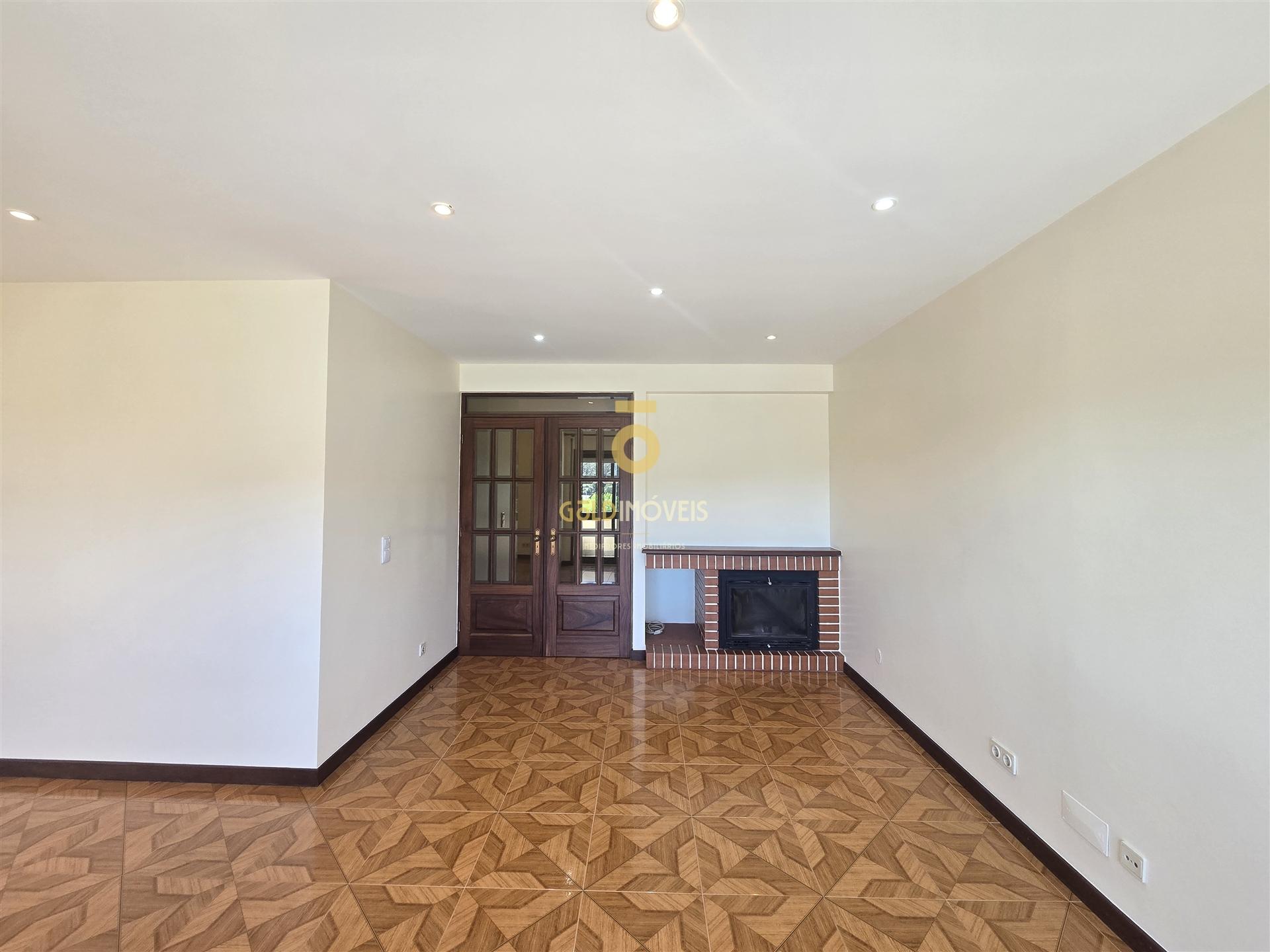 Apartamento T3 Venda em Santa Maria de Lamas,Santa Maria da Feira