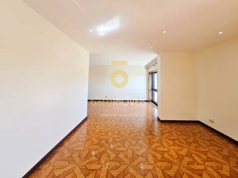 Apartamento T3 Venda em Santa Maria de Lamas,Santa Maria da Feira
