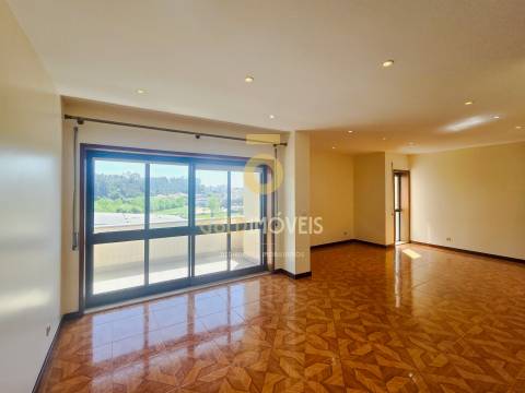 Apartamento T3 Venda em Santa Maria de Lamas,Santa Maria da Feira