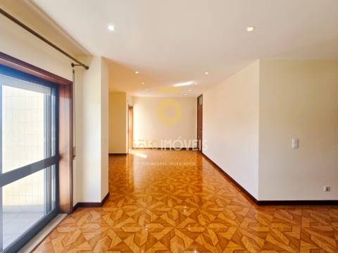 Apartamento T3 Venda em Santa Maria de Lamas,Santa Maria da Feira