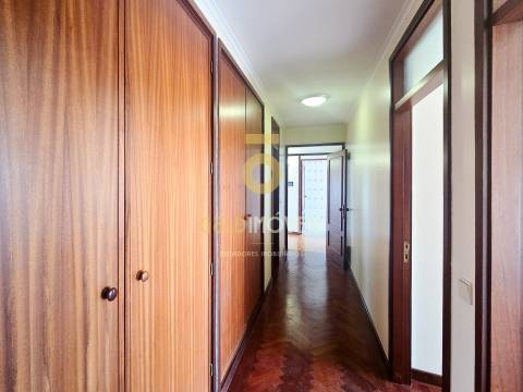 Apartamento T3 Venda em Santa Maria de Lamas,Santa Maria da Feira