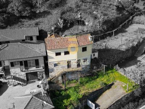 Moradia T3 Venda em Fornos,Castelo de Paiva