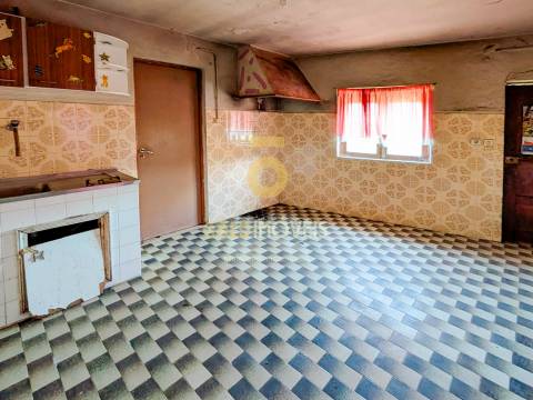 Moradia T3 Venda em Fornos,Castelo de Paiva