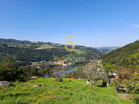 Moradia T4 Venda em Santa Maria de Sardoura,Castelo de Paiva