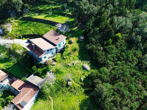 Moradia T4 Venda em Santa Maria de Sardoura,Castelo de Paiva