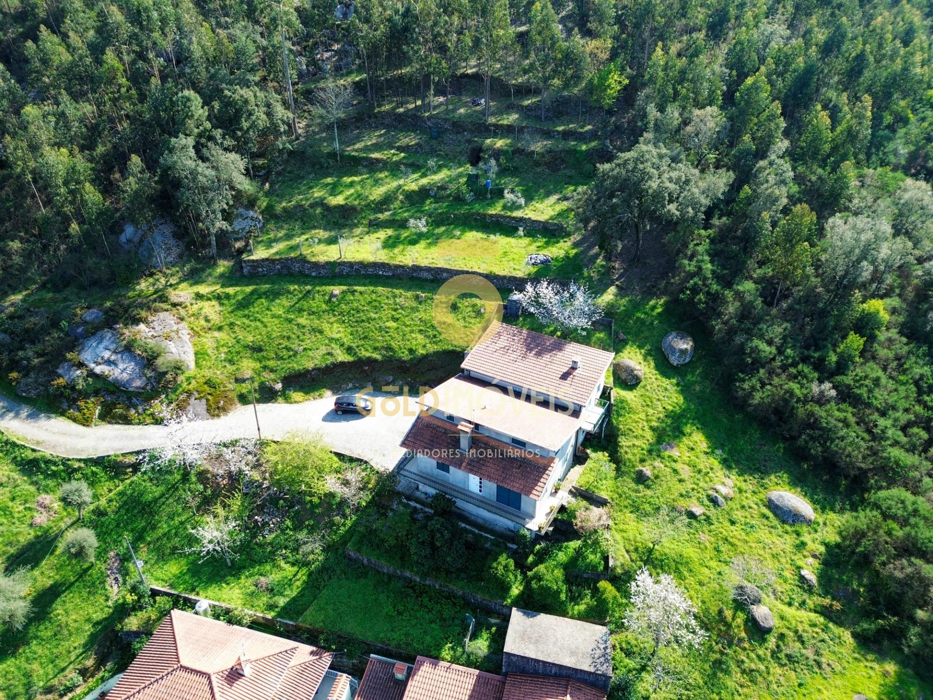 Moradia T4 Venda em Santa Maria de Sardoura,Castelo de Paiva