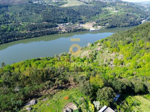 Moradia T4 Venda em Santa Maria de Sardoura,Castelo de Paiva