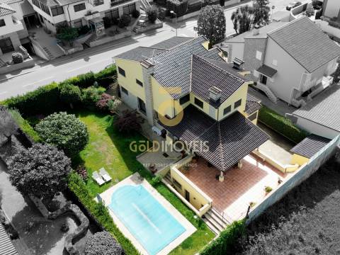 Moradia T3 Venda em Margaride (Santa Eulália), Várzea, Lagares, Varziela e Moure,Felgueiras