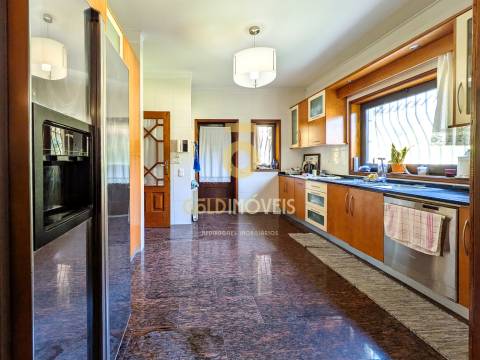 Moradia T3 Venda em Margaride (Santa Eulália), Várzea, Lagares, Varziela e Moure,Felgueiras