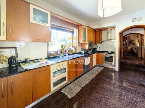 Moradia T3 Venda em Margaride (Santa Eulália), Várzea, Lagares, Varziela e Moure,Felgueiras