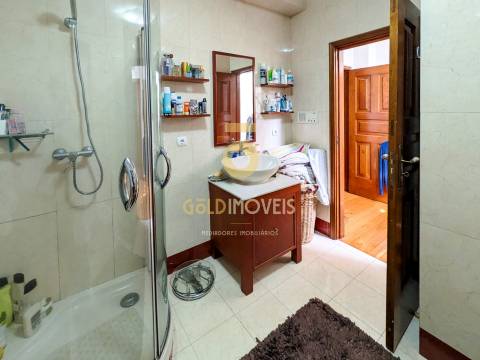 Moradia T3 Venda em Margaride (Santa Eulália), Várzea, Lagares, Varziela e Moure,Felgueiras