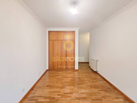 Apartamento T3 Venda em Cidade da Maia,Maia