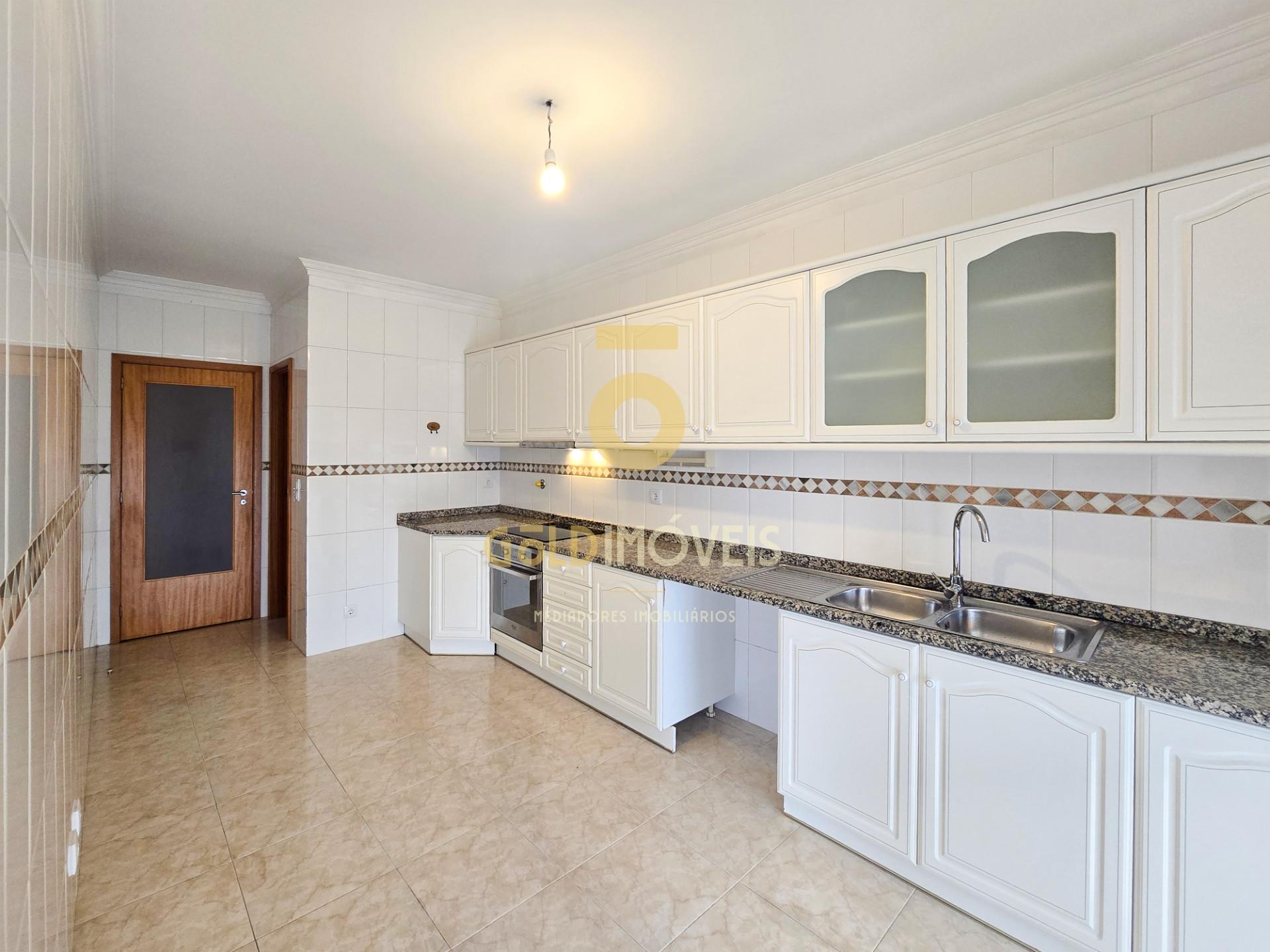 Apartamento T3 Venda em Cidade da Maia,Maia