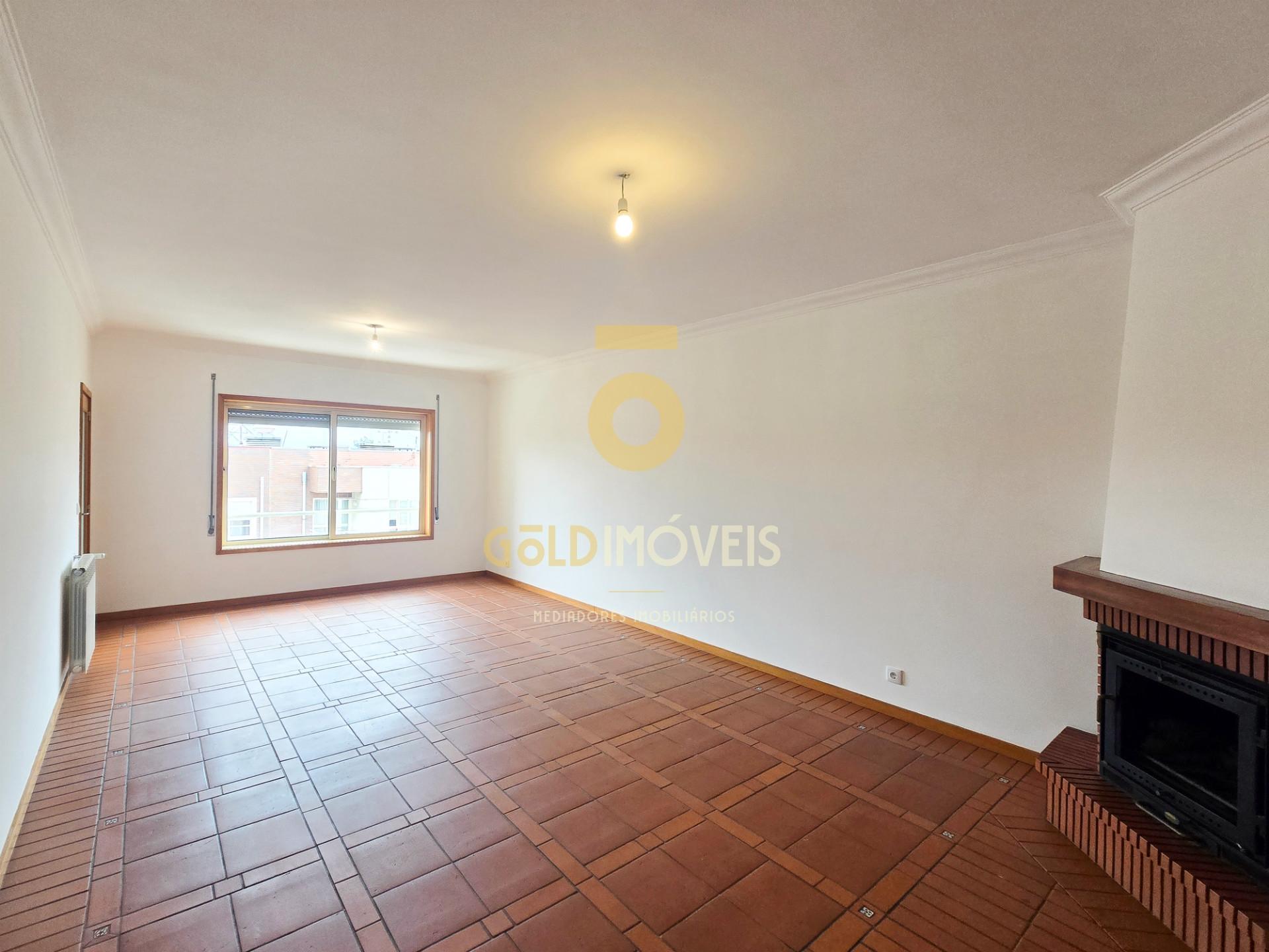 Apartamento T3 Venda em Cidade da Maia,Maia
