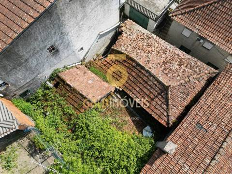 Moradia Devoluta T0 Venda em Souselo,Cinfães