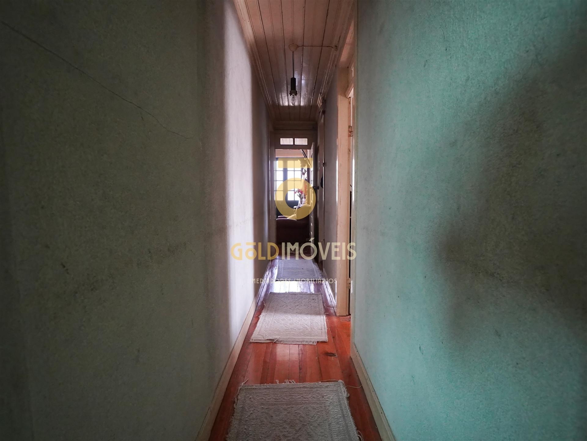Moradia para Restaurar T2 Venda em Souselo,Cinfães