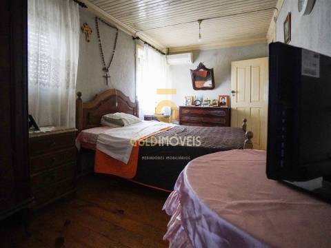 Moradia para Restaurar T2 Venda em Souselo,Cinfães