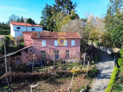 Moradia para Restaurar T2 Venda em Sobrado e Bairros,Castelo de Paiva