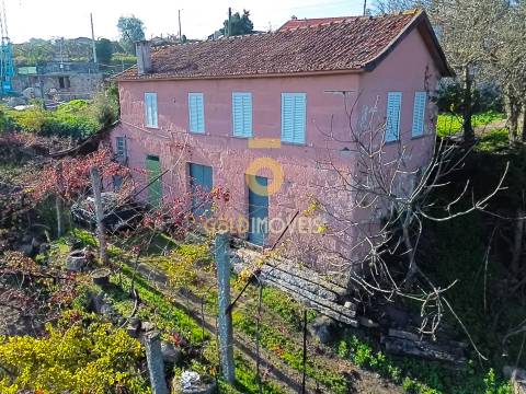 Moradia para Restaurar T2 Venda em Sobrado e Bairros,Castelo de Paiva