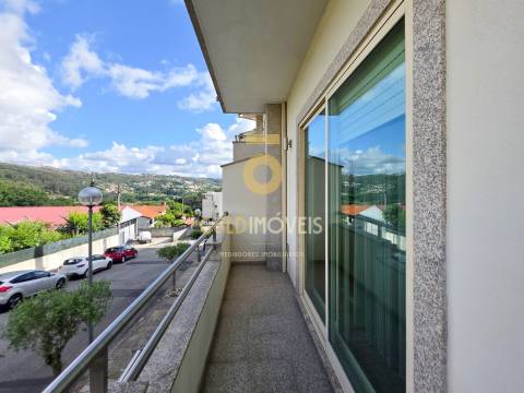 Moradia em Banda T4 Venda em Oliveira de Azeméis, Santiago de Riba-Ul, Ul, Macinhata da Seixa e Madail,Oliveira de Azeméis