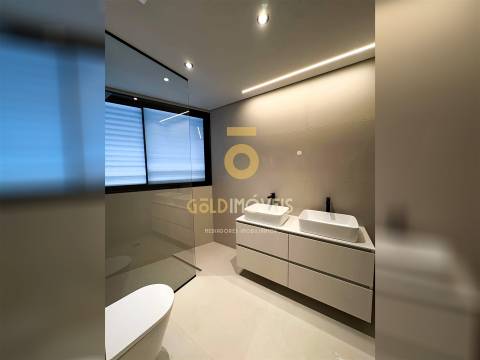 Apartamento T2 Venda em Gondomar (São Cosme), Valbom e Jovim,Gondomar