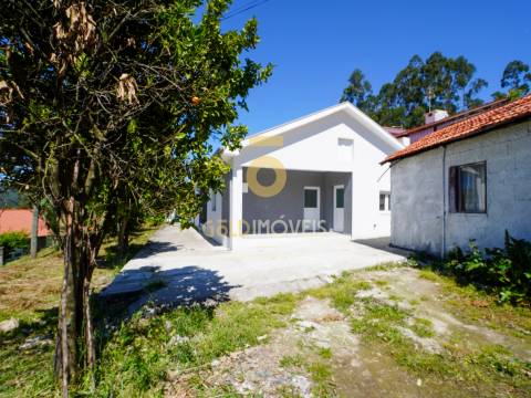 Moradia T3 Venda em Cernadelo e Lousada (São Miguel e Santa Margarida),Lousada