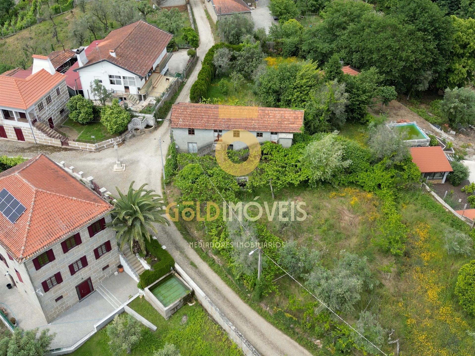 Moradia para Restaurar T2 Venda em Raiva, Pedorido e Paraíso,Castelo de Paiva