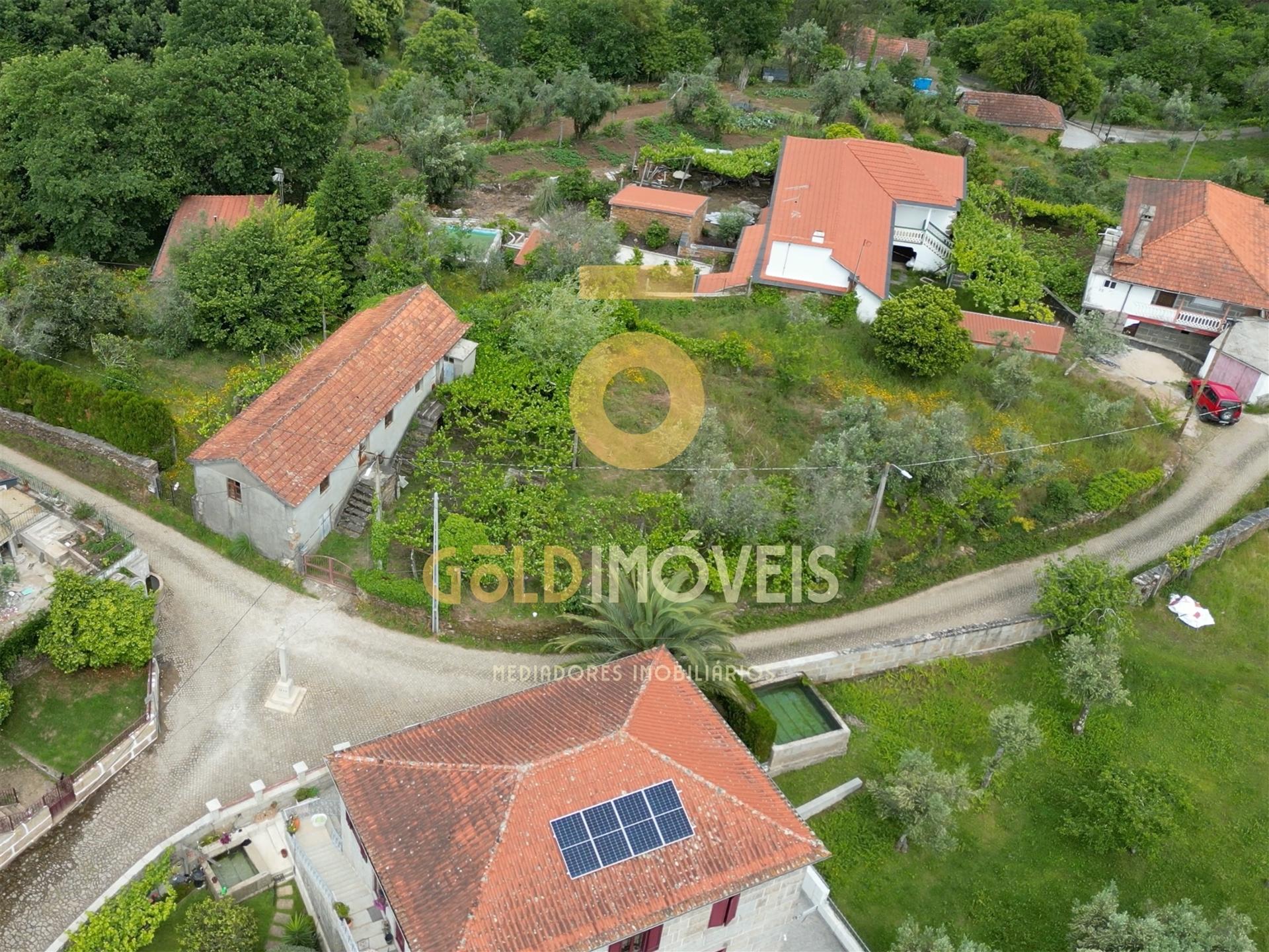 Moradia para Restaurar T2 Venda em Raiva, Pedorido e Paraíso,Castelo de Paiva
