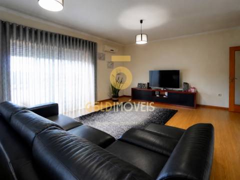 Apartamento T3 Venda em Sobrado e Bairros,Castelo de Paiva