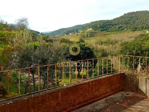 Moradia T3 Venda em Santa Maria de Sardoura,Castelo de Paiva