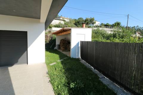 Moradia Isolada T4 Venda em Monsul,Póvoa de Lanhoso