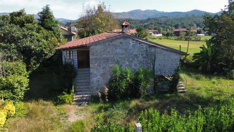 Moradia Rústica T3 Venda em Monsul,Póvoa de Lanhoso