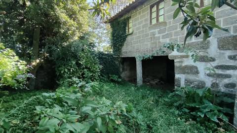 Moradia Rústica T3 Venda em Monsul,Póvoa de Lanhoso