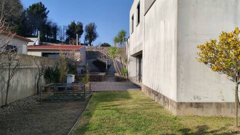 Moradia Isolada T5 Venda em Lanhoso,Póvoa de Lanhoso