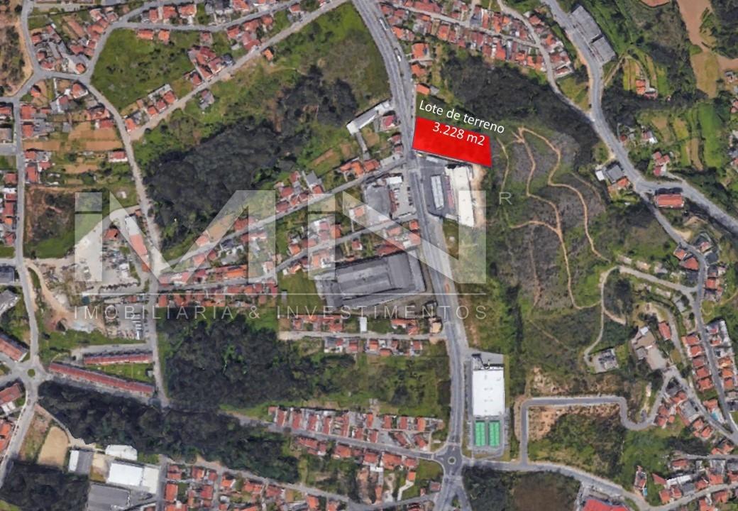 Lote Industrial e Comercial de Alta Visibilidade na Estrada D. Miguel
