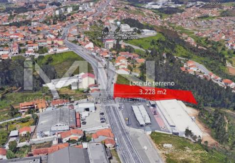 Lote Industrial e Comercial de Alta Visibilidade na Estrada D. Miguel