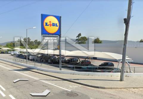 Lote Industrial e Comercial de Alta Visibilidade na Estrada D. Miguel