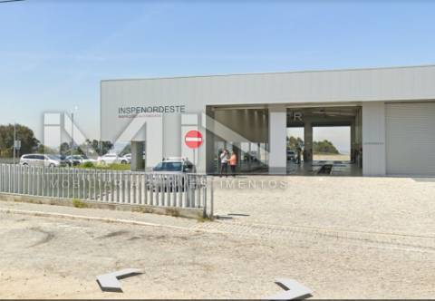 Lote Industrial e Comercial de Alta Visibilidade na Estrada D. Miguel